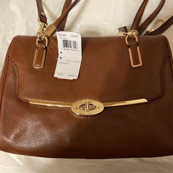 Coach Handbag - Picture 2 of 4